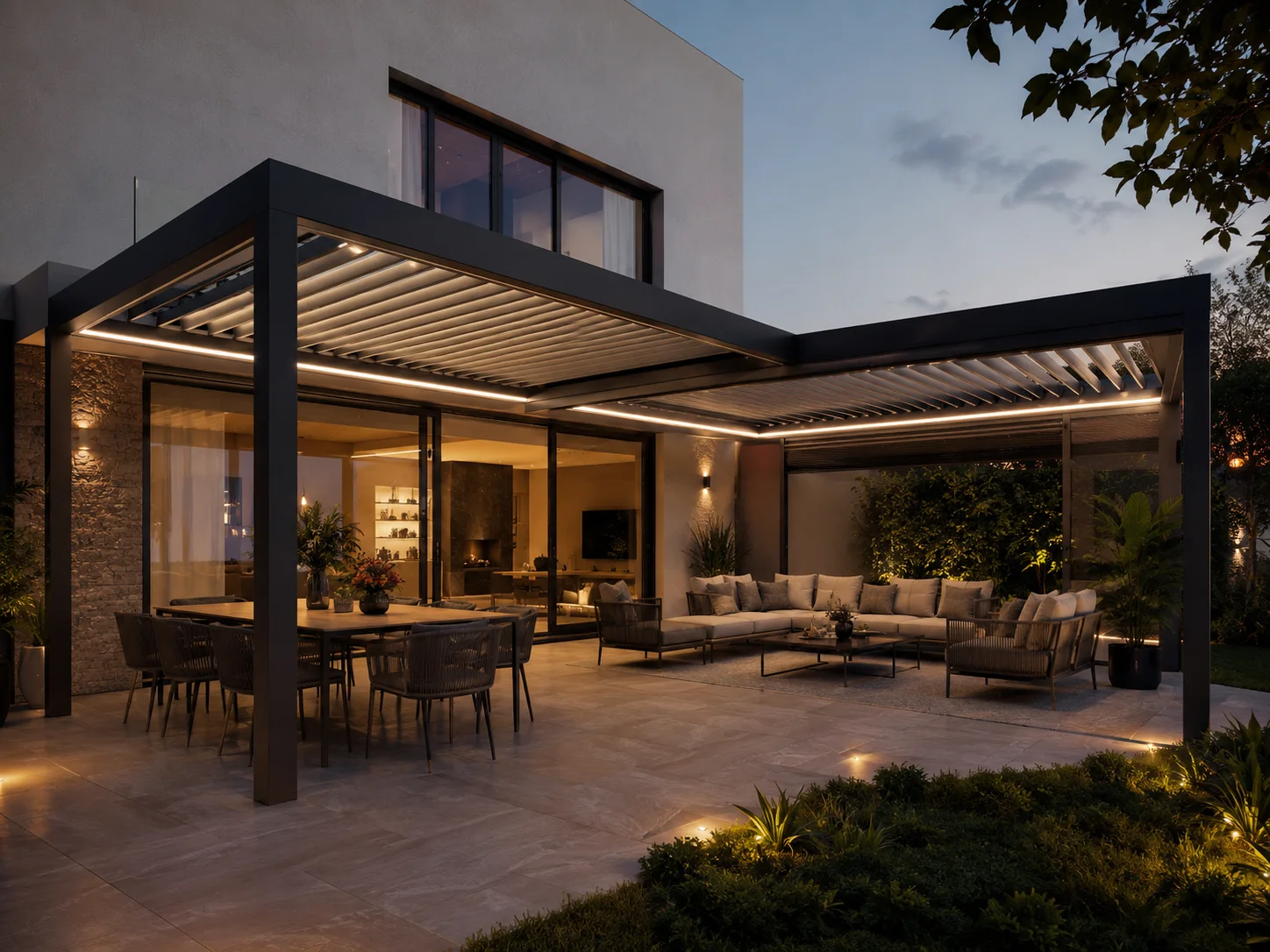 Villa bahçesindeki açık kullanım alanı için hazırlanan gölgelendirme pergolası