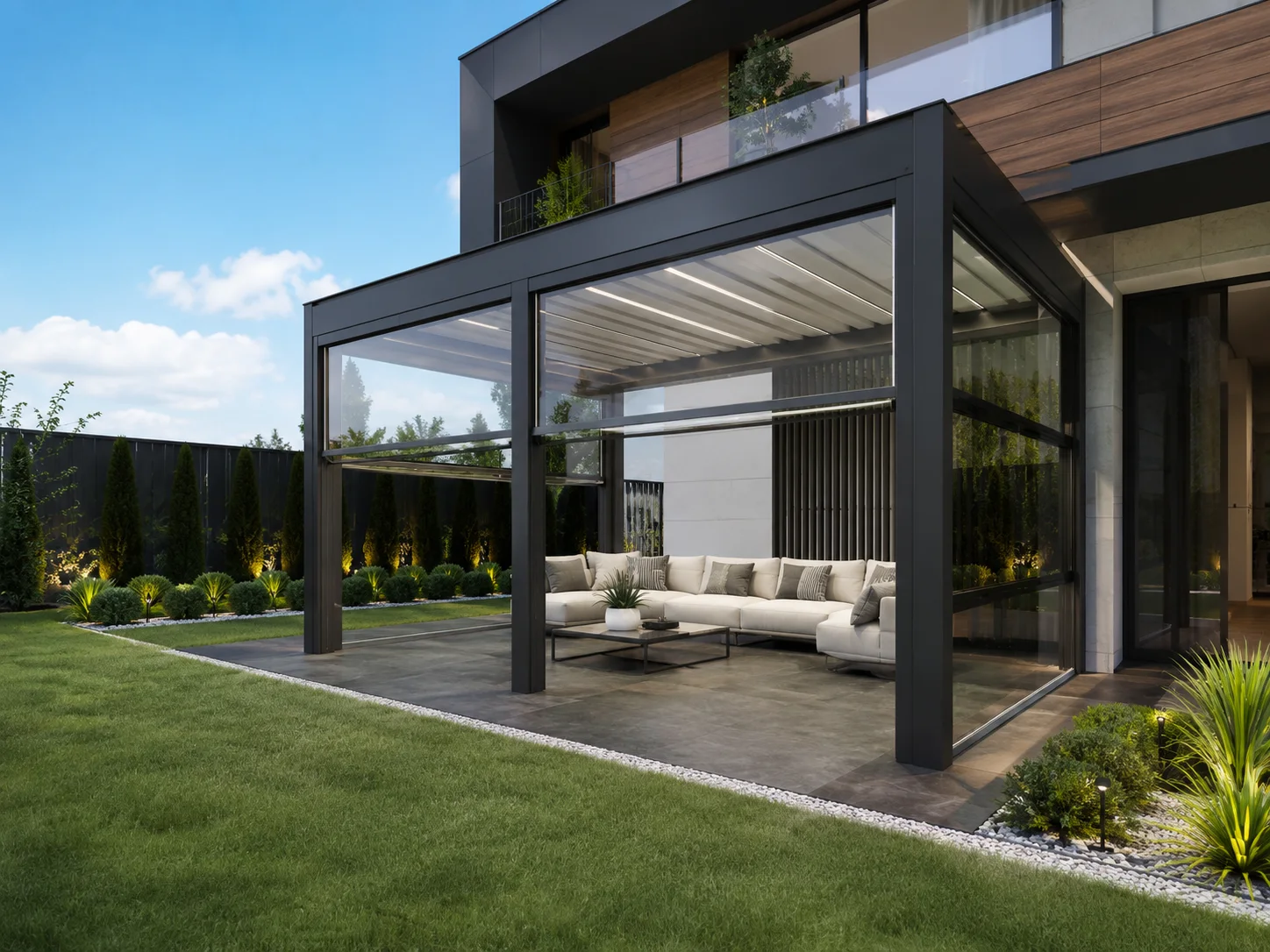 Isparta villa bahçesinde ölçüye özel modern pergola sistemi